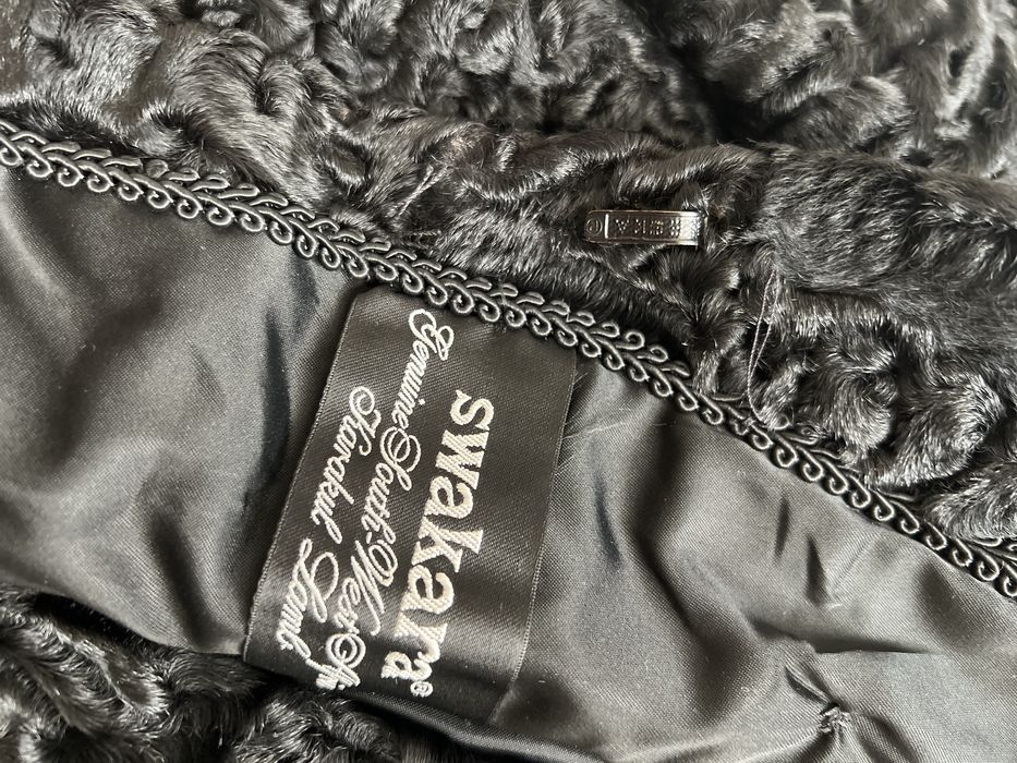 Шуба из меха Свакары