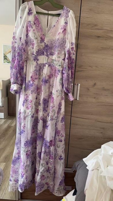 Рокля на Mohito.