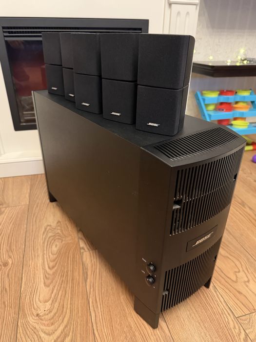 BOSE Acoustimass 10 Seria III Sistem 5.1 Surround