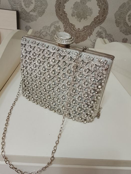 Sroʻchniy sotiladi sumka