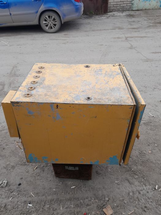 Инкубатор продам