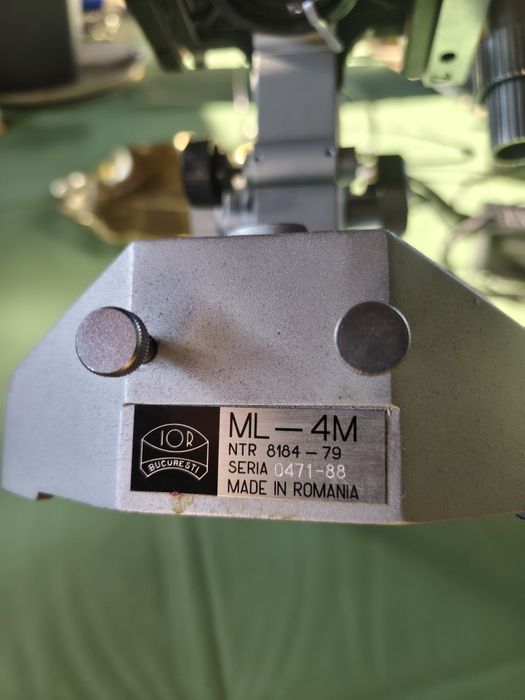 Microscop de laborator ML-4M