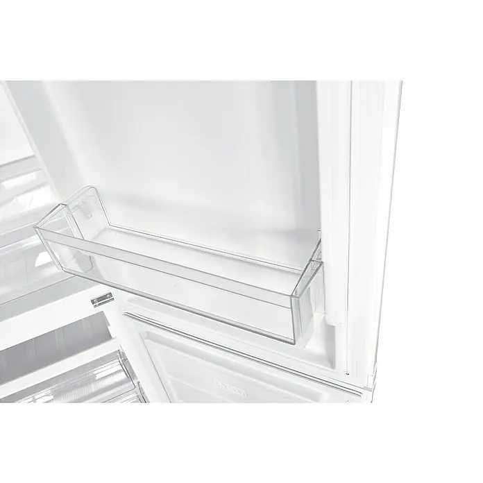 Хладилник с фризеp PKM KGK262EW