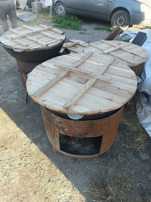 Казан продам с ошаком 30,40,80лит