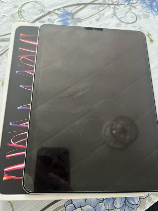 Продам айпад  11 про м2