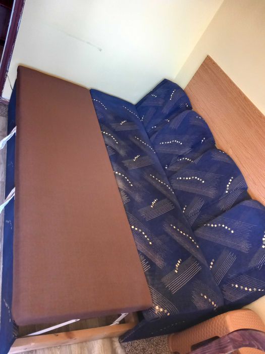 4 местен разтегателен диван