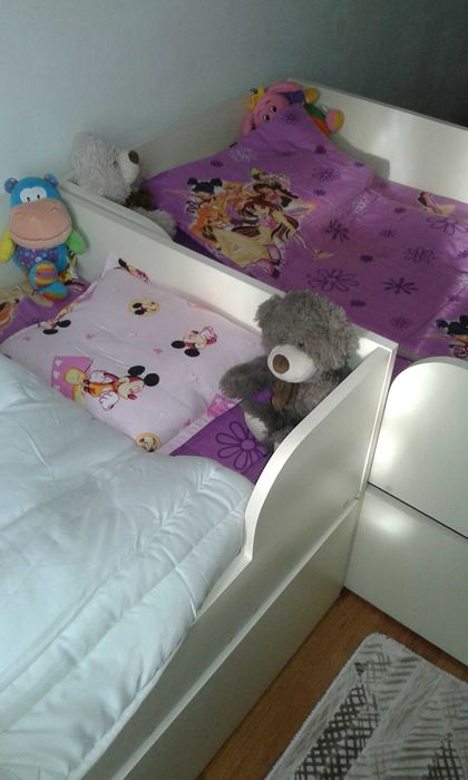 Детско легло в бяло