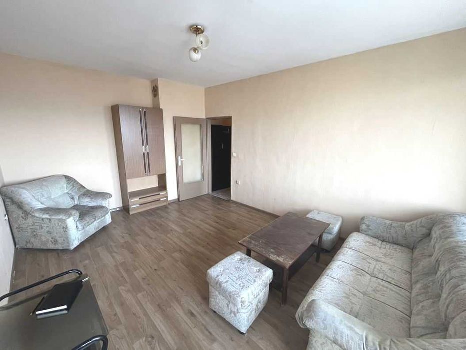 Двустаен панелен апартамент в Левски – обзаведен и готов за нанасяне!