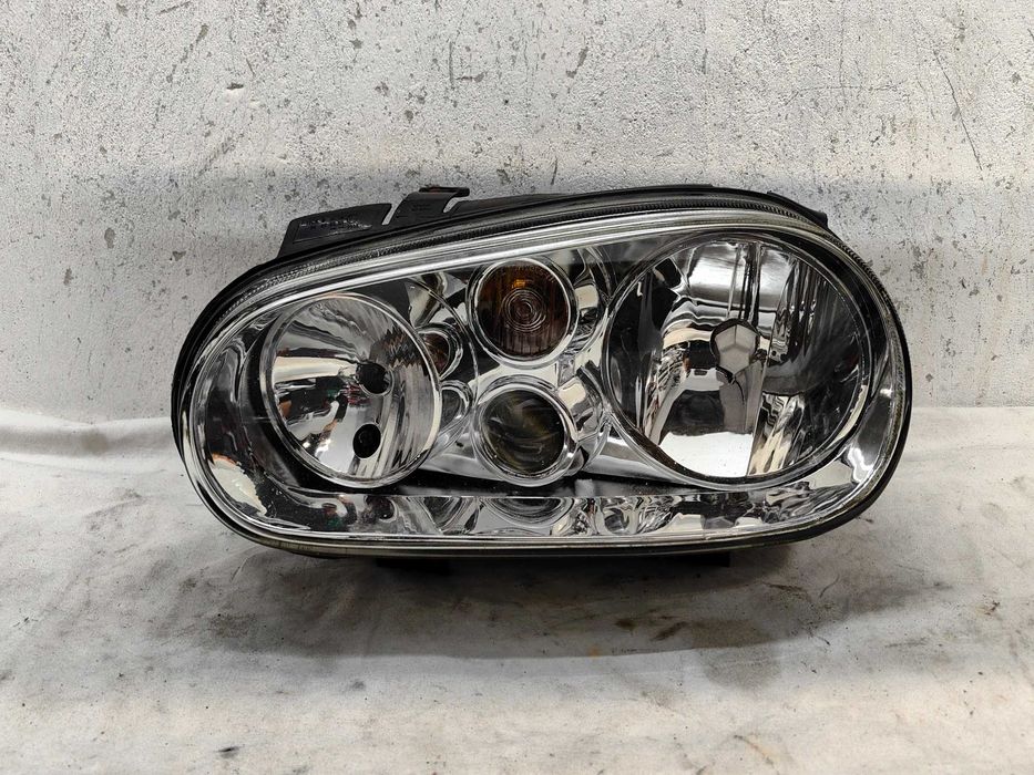 Фар за   Vw Golf 4