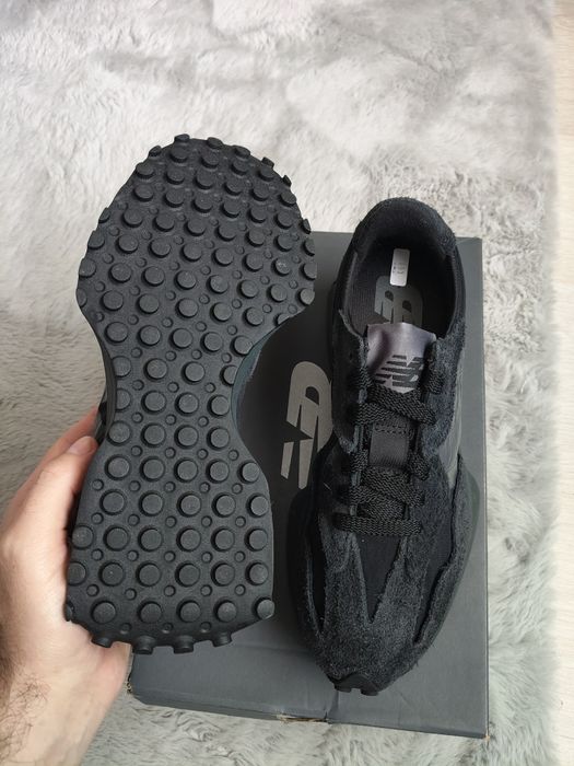 New Balance 327 unisex culoare negru mărimea 39.5 noi originali
