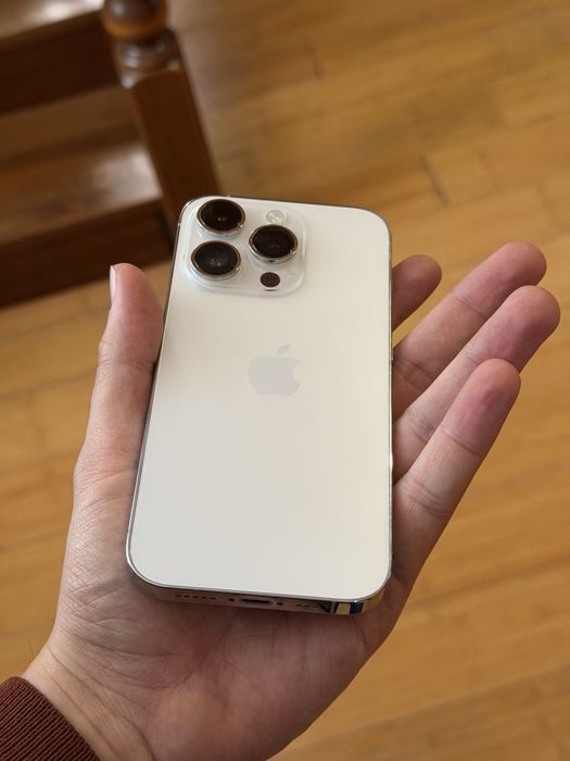 Продам б/у iphone 14 pro 256гб