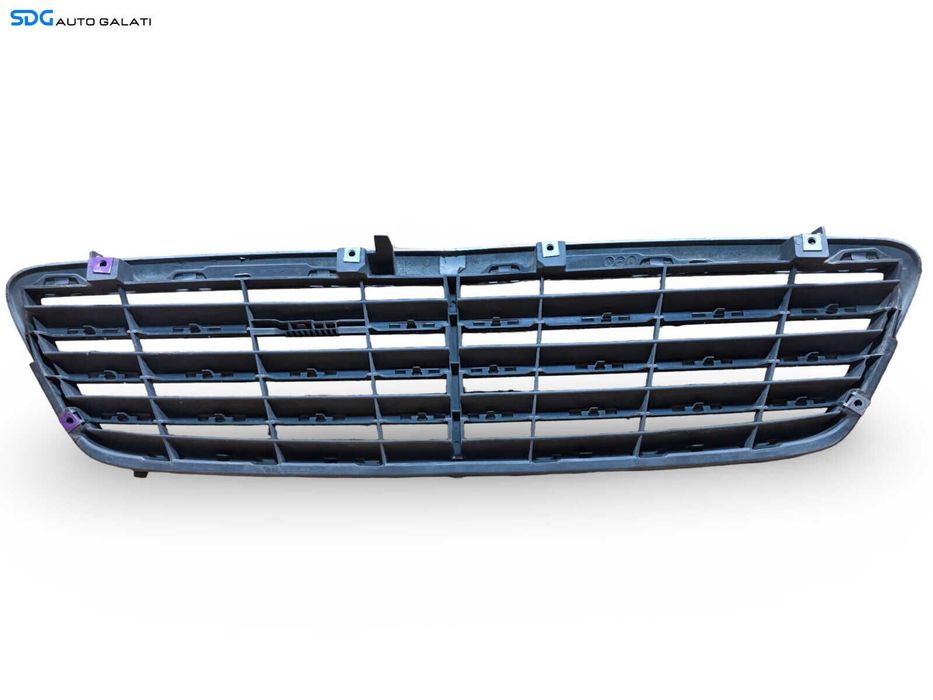 Grila de pe Capota Mercedes W203 Clasa C Class 2001 - 2007 Cod A2038800123 [D0954]