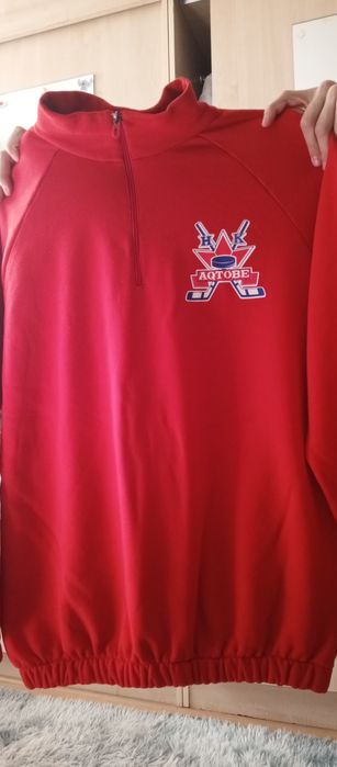 Продам кофту хк Актобе