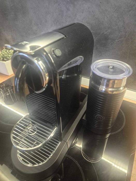 Кафемашина Nespresso Citiz & Milk Black
