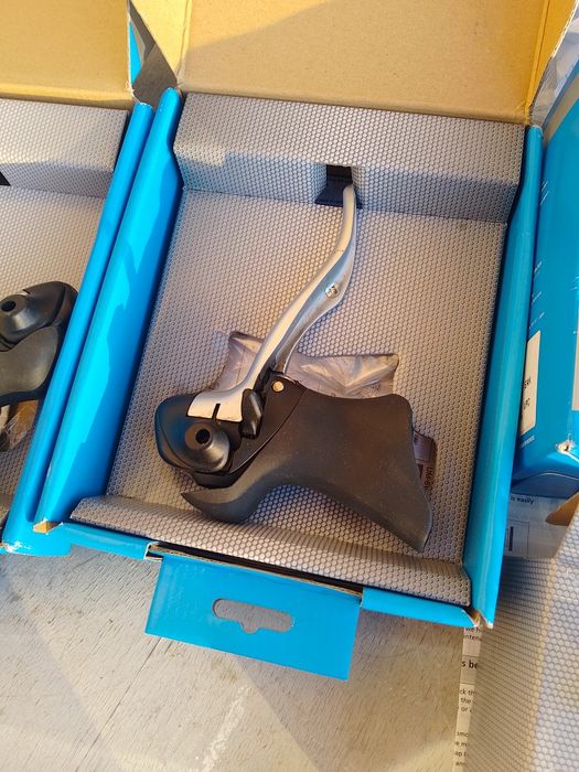 Команди Shimano Sora ST 3500