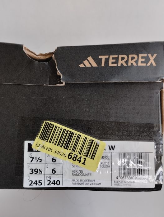 Нови Adidas Terrex Ax4 GORE TEX Walking Shoes Дамски Маратонки  39 1/3