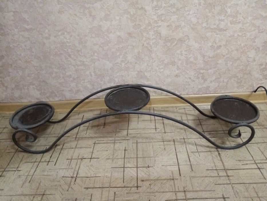 Подставка под цветы. Ручная работа. Ковка. Торг