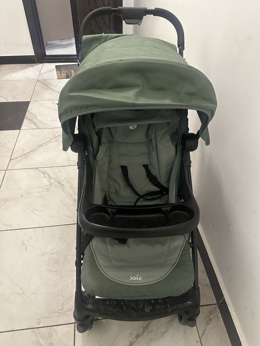 Коляска. Joie.