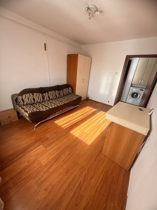 Închiriez apartament 2 camere, mobilat, utilat, et.4/4, zona Lebǎda