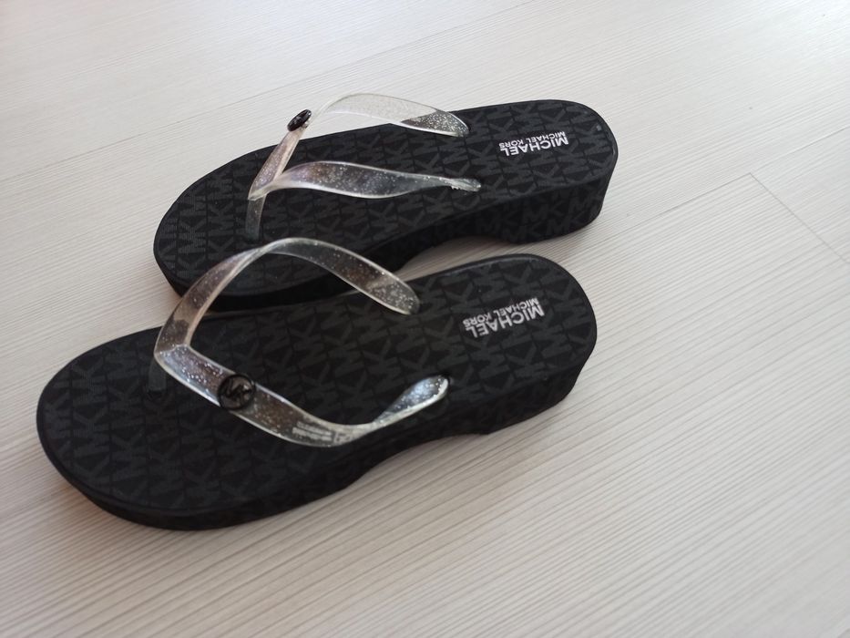 Чехли Michael kors