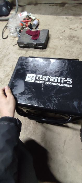 Сабвуфер с 4х канальным усилителем