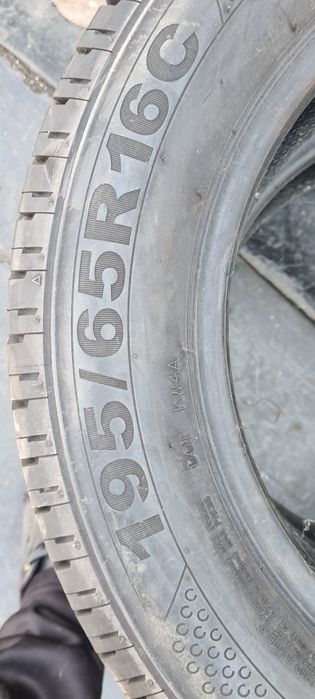 Гуми 195 65 16С .