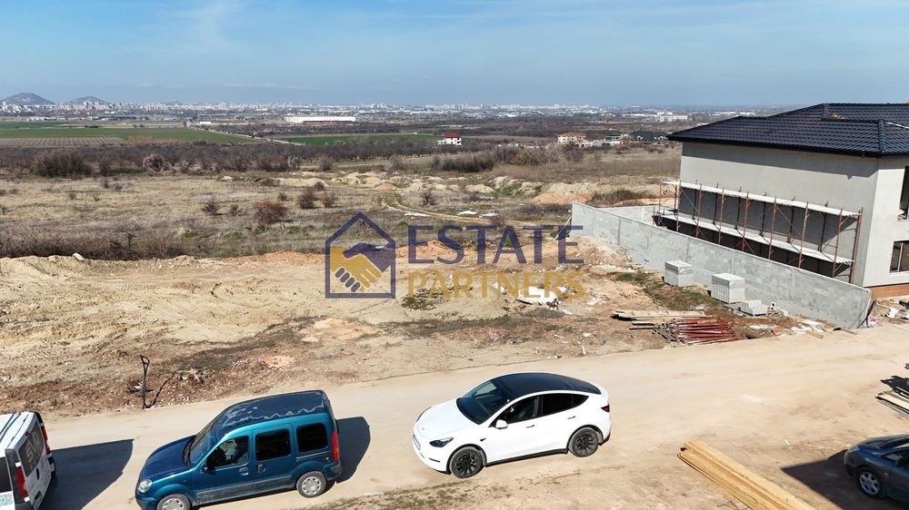 Парцел в Пловдив, област-с.Белащица площ 574 цена 110000