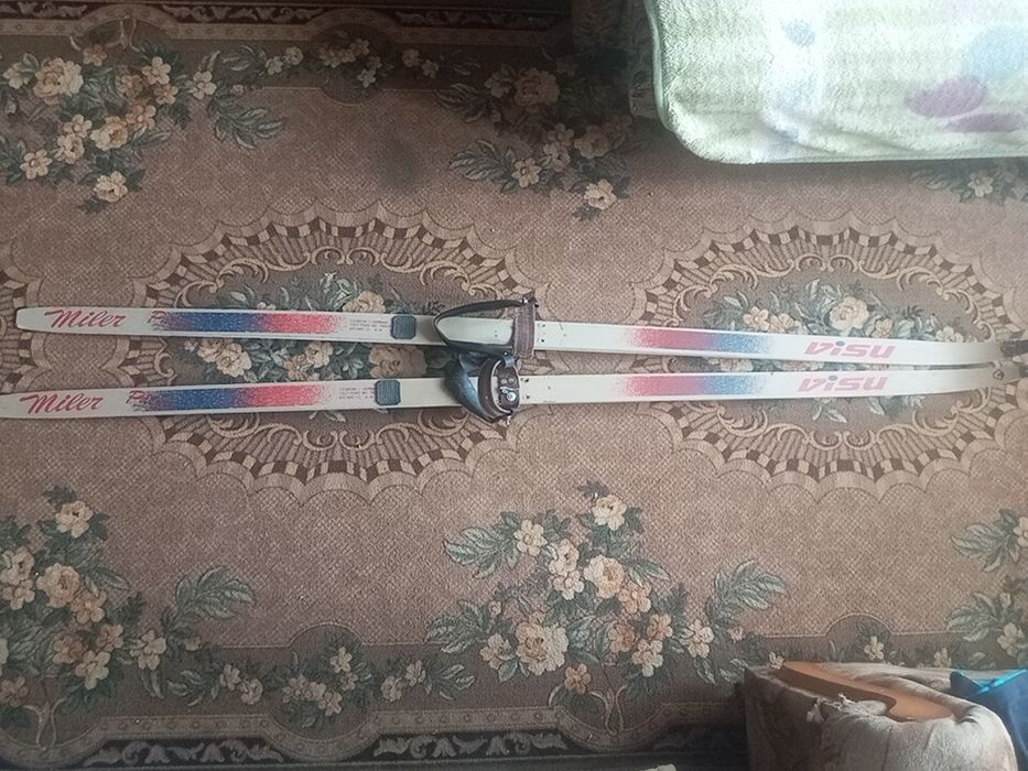 Продам лыжи крепление самодельное