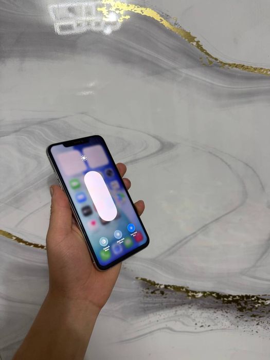 IPhone 11 Pro max 64 Gb