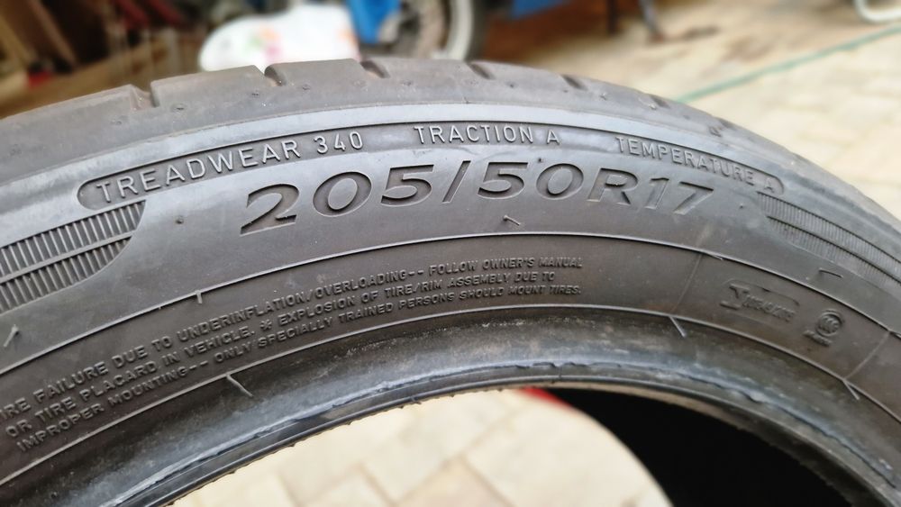 Anvelope vara 205 50 R 17 Dunlop