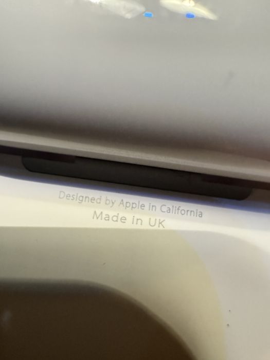 Airpods pro 3 2026, sigilate.