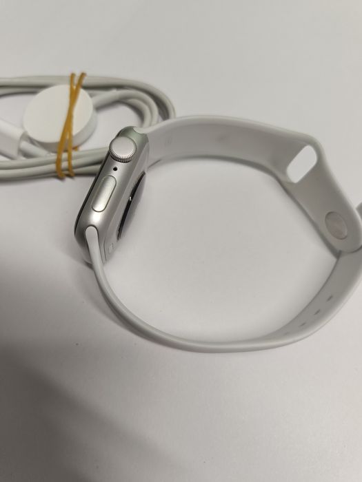 Смарт часы apple watch se2 40 mm
