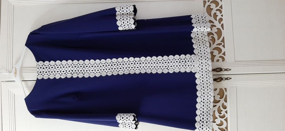 Продаю платья, размеры 52, 54