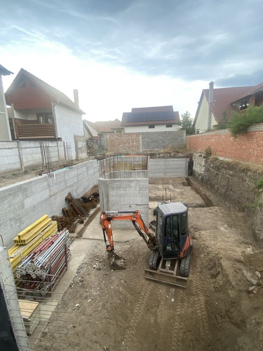 Prestări servicii cu miniexcavator 3tone