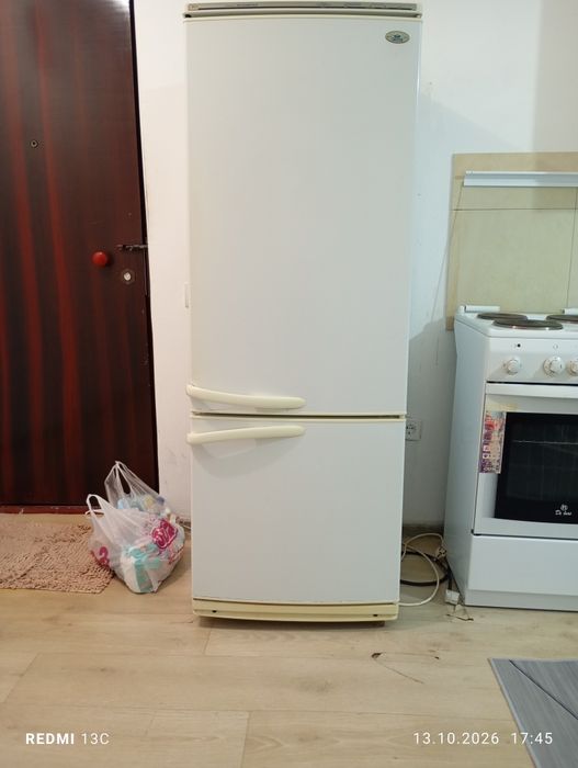 Бесплатно холодильник отдам