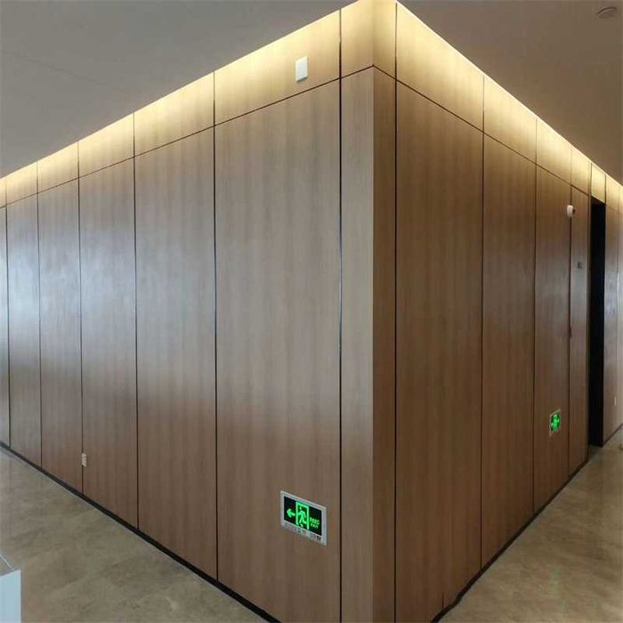 Установка бамбуковых панелей