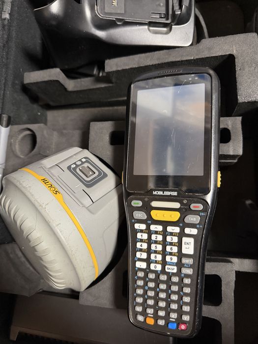 Dispozitiv south RTK GNSS / Gps south