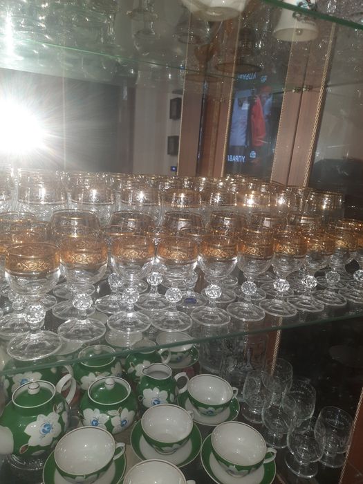 Фужеры рюмки чехия хрусталь в количесве 60 штук в новом состоянии