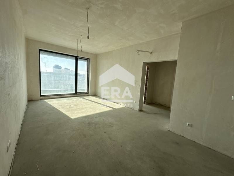 Двустаен южен апартамент за продажба, с морска панорама, в новопострое