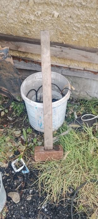Продам кувалды два вида