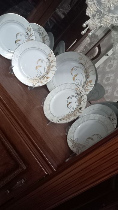 Kamot burchelari stol stul idishla salfetkalari padarka