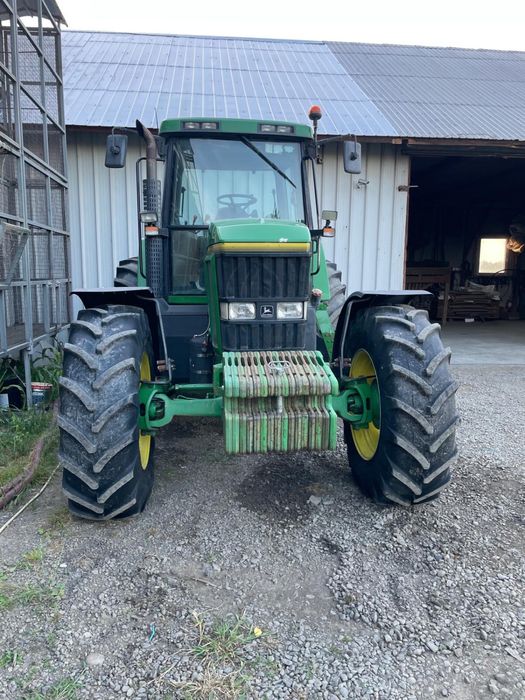 Tractor John deere 7700