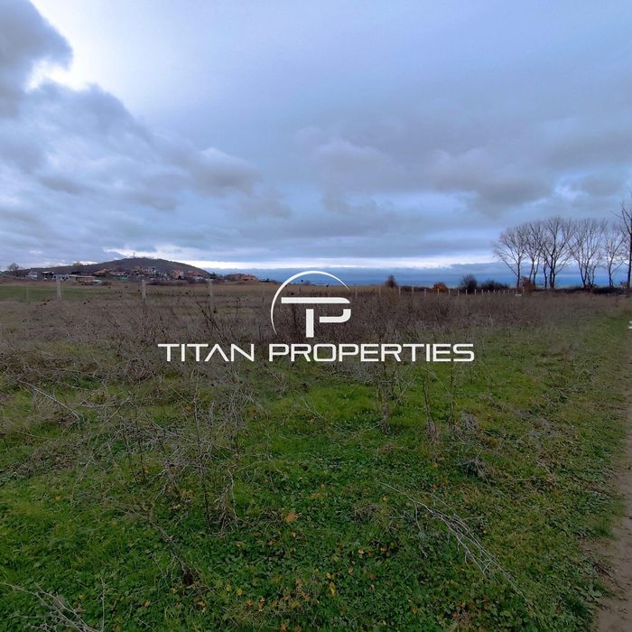 Продава се Парцел в Черноморец - 4839 кв.м за 97 €/кв.м - Снимка #1