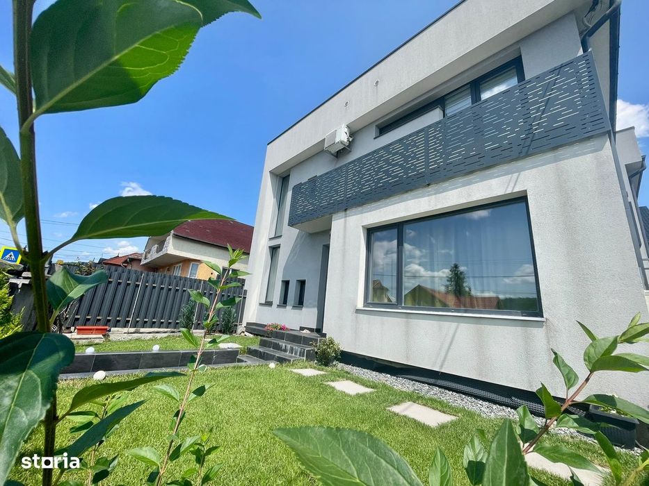 Duplex, pet friendly, cartier Iris