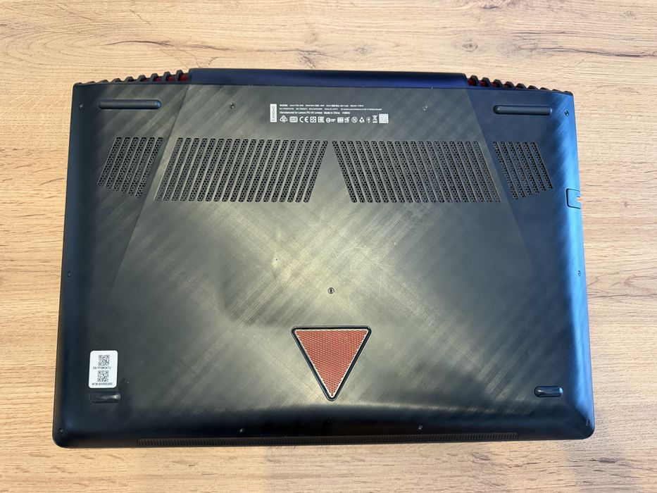 Laptop Gaming Lenovo Y720 I7 7700HQ 16GB Ram Nvidia 1060 6GB Y720-15IKB