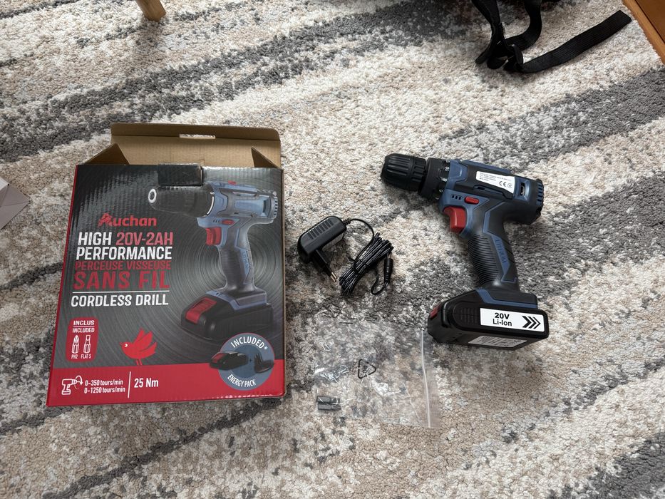 Bormasina Auchan 20V