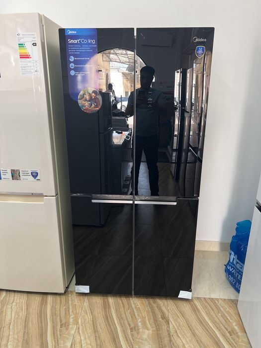 Midea Холодильник MDRF632GGF22