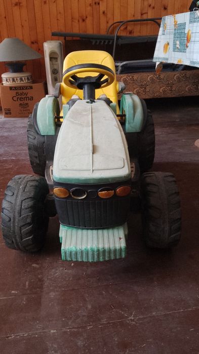 Детски трактор 12в