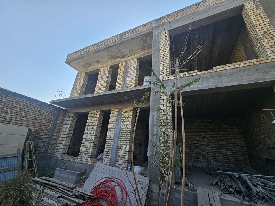 Дом коробка 3.5 соток район мирзо улугбекский  улица шортэпа