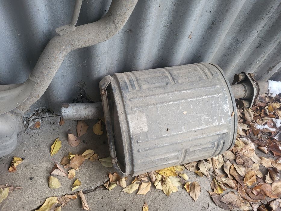 Глушитель Audi A6 Honda CRV1